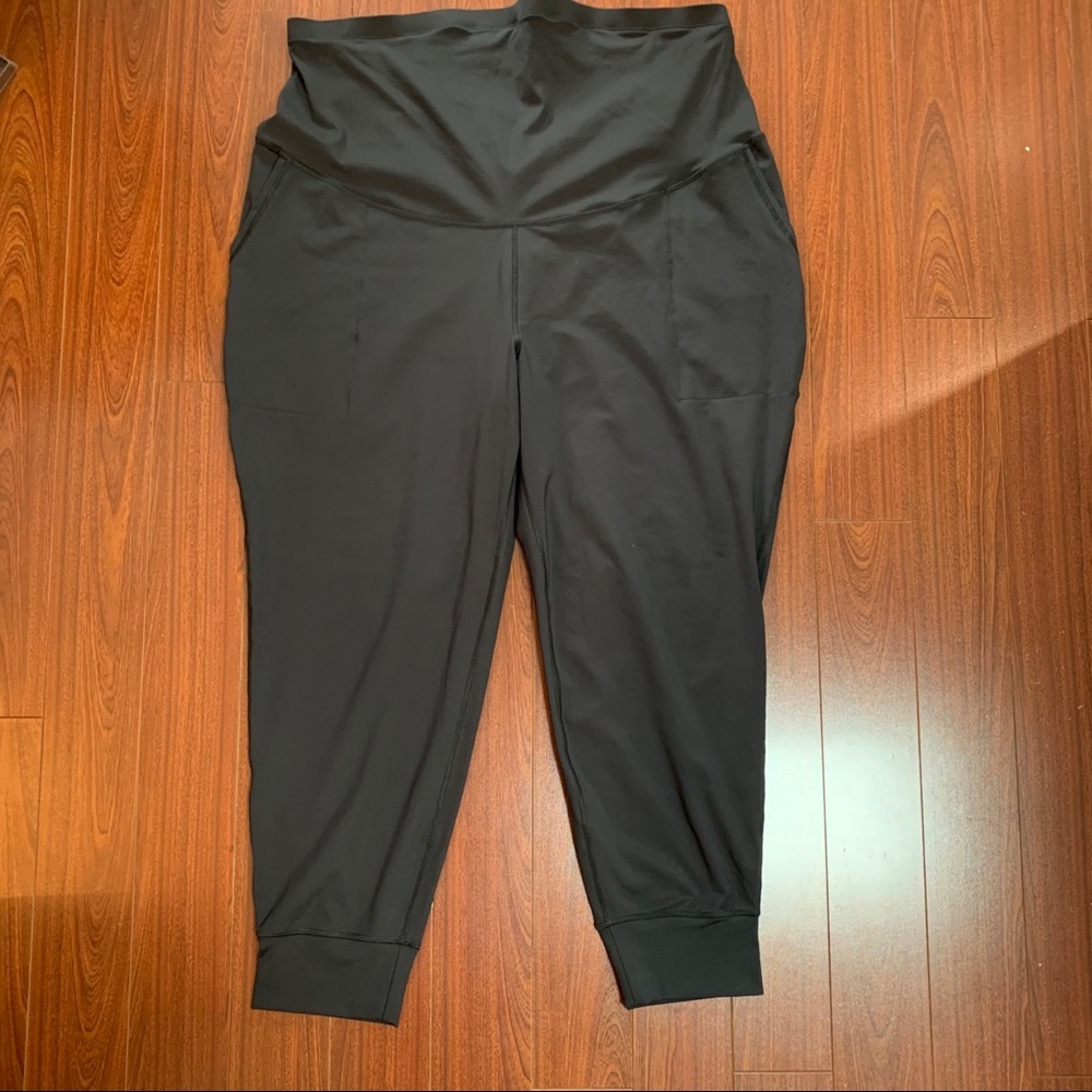 Old Navy Maternity Joggers